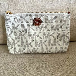 Small Michael Kors Travel Case
